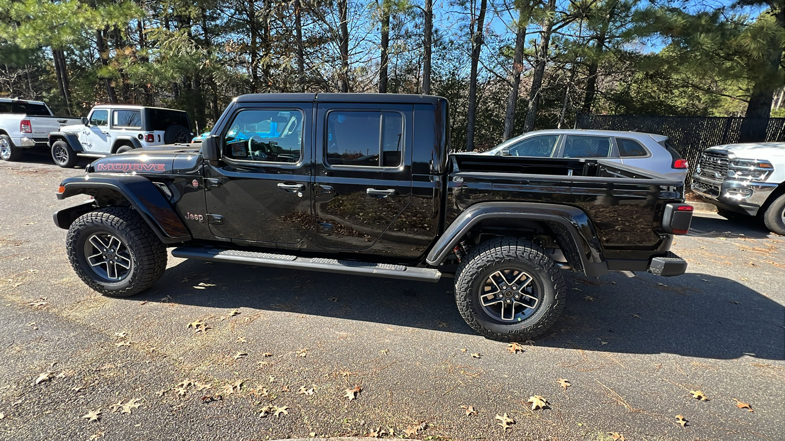 New 2026 Jeep Gladiator Mojave w/ Safety Group AWD/4WD image 11