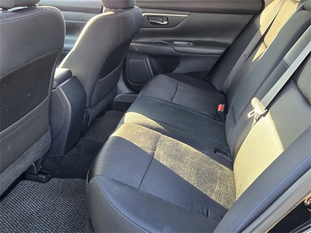 Used 2017 Nissan Altima 3.5 SR w/ Interior Lighting Package image 11