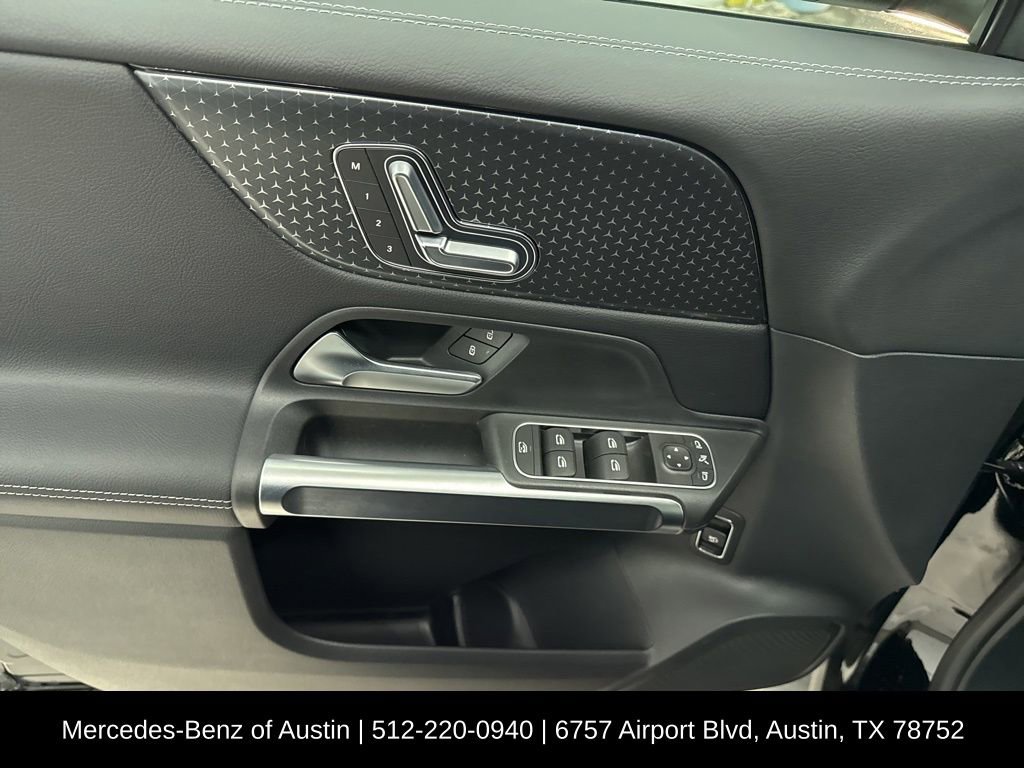 Certified 2025 Mercedes-Benz GLB 250 image 19