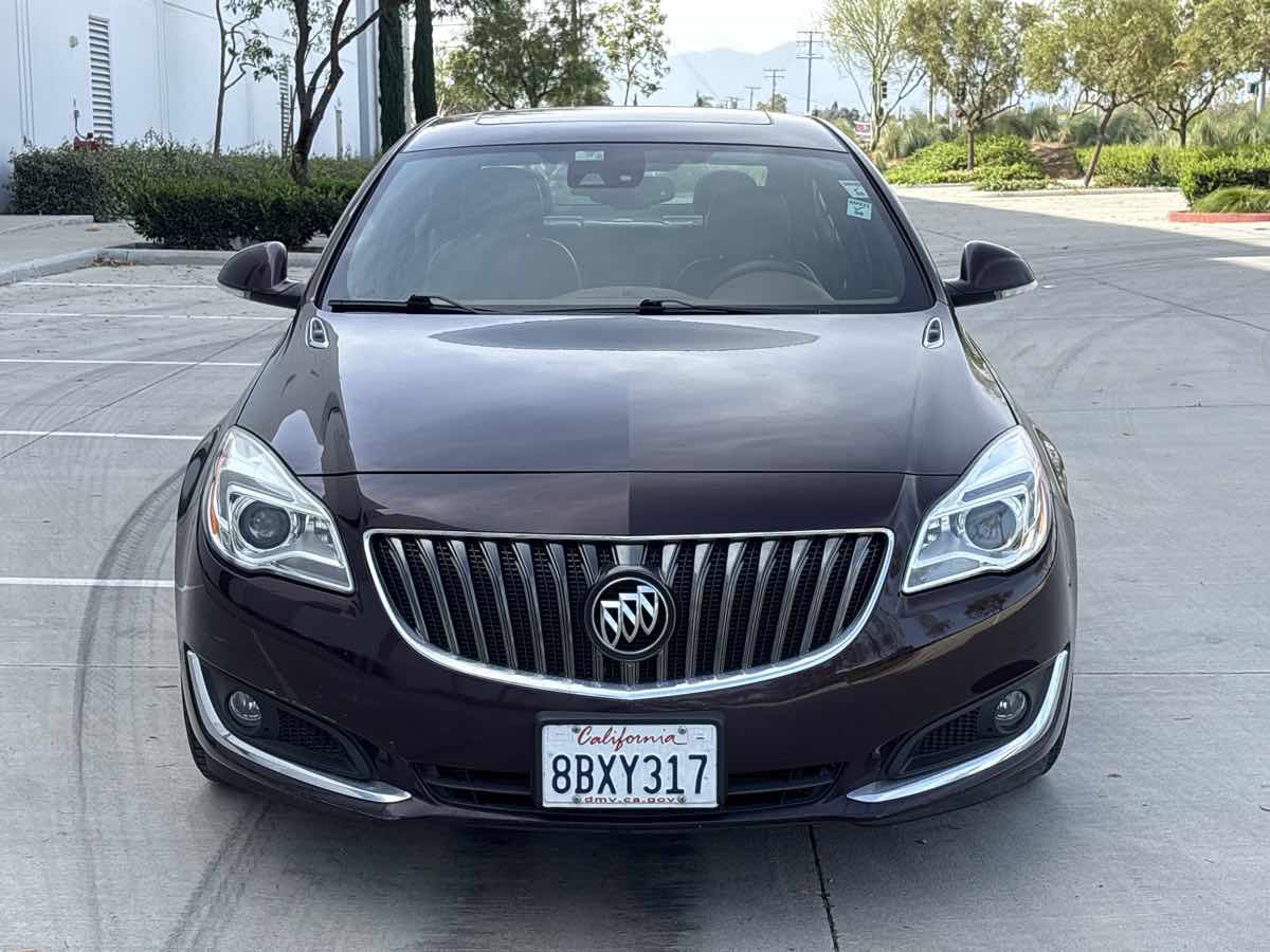 Used 2017 Buick Regal Premium w/ Driver Confidence Package #1 FWD image 7