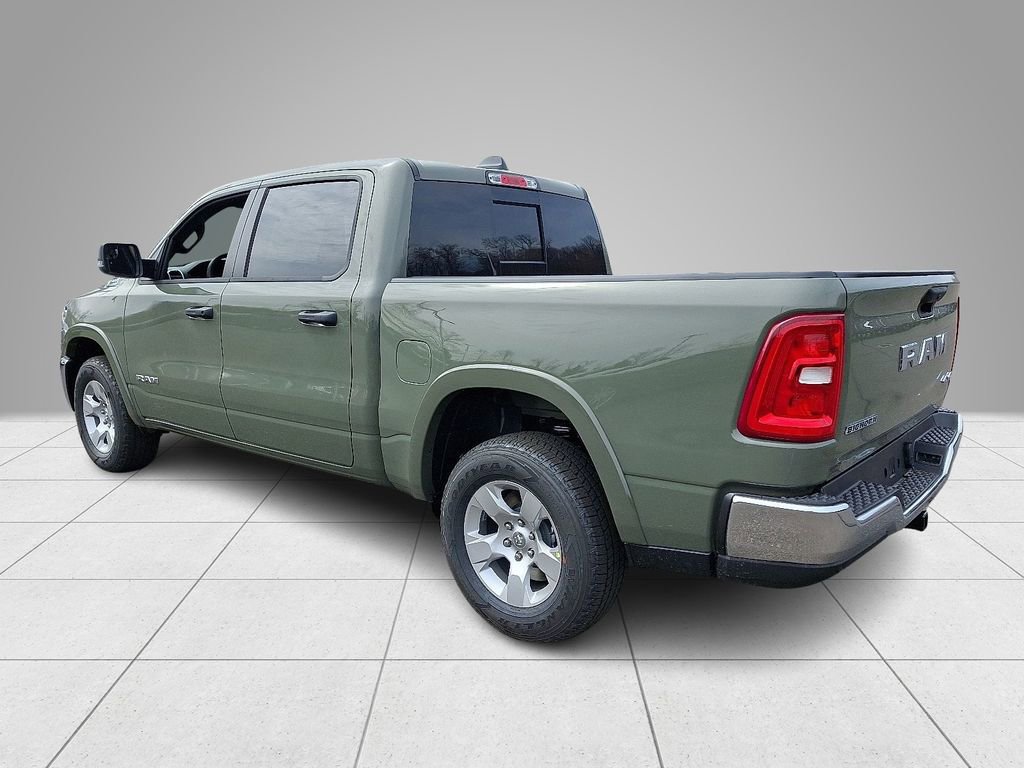 New 2026 RAM 1500 4x4 Crew Cab image 5