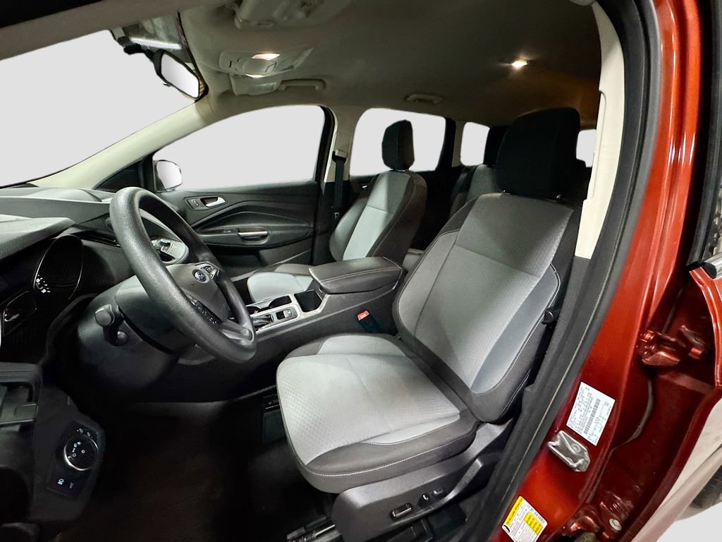Used 2019 Ford Escape SE image 20