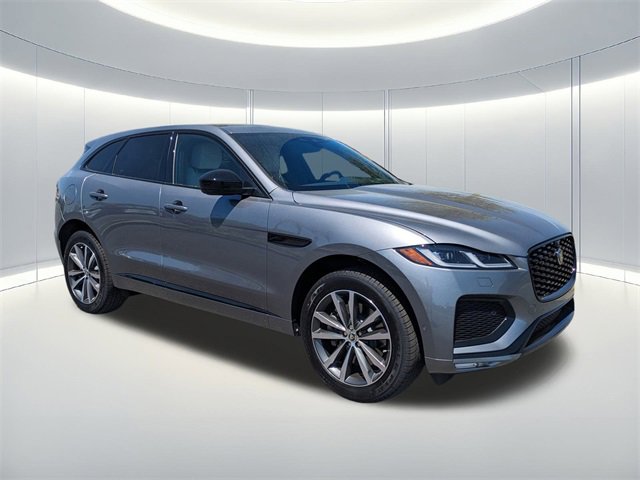 New 2026 Jaguar F-PACE R-Dynamic S image 3