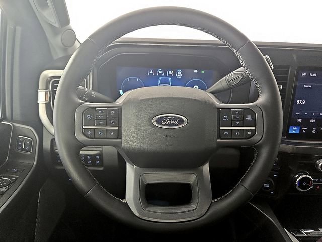 Used 2025 Ford F350 Lariat w/ Lariat Ultimate Package AWD/4WD image 21