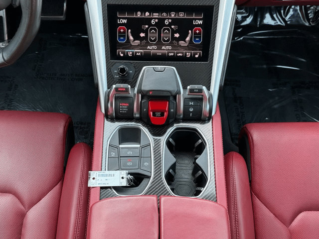 Used 2022 Lamborghini Urus AWD/4WD image 16
