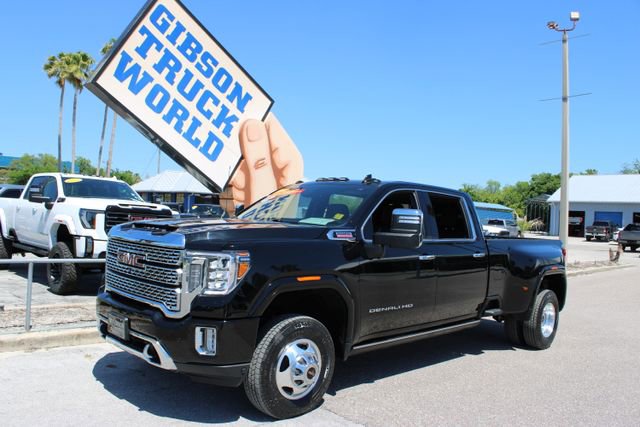 Used 2023 GMC Sierra 3500 Denali w/ Denali Ultimate Package AWD/4WD image 1