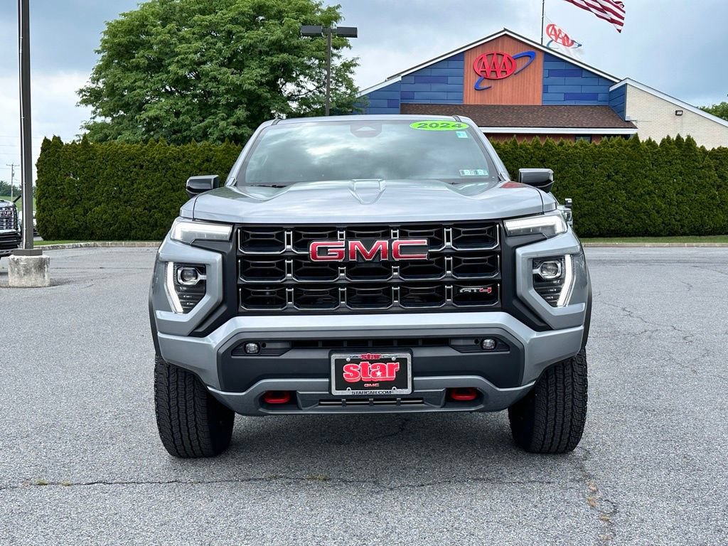 Used 2024 GMC Canyon AT4 w/ AT4 Premium Package AWD/4WD image 5