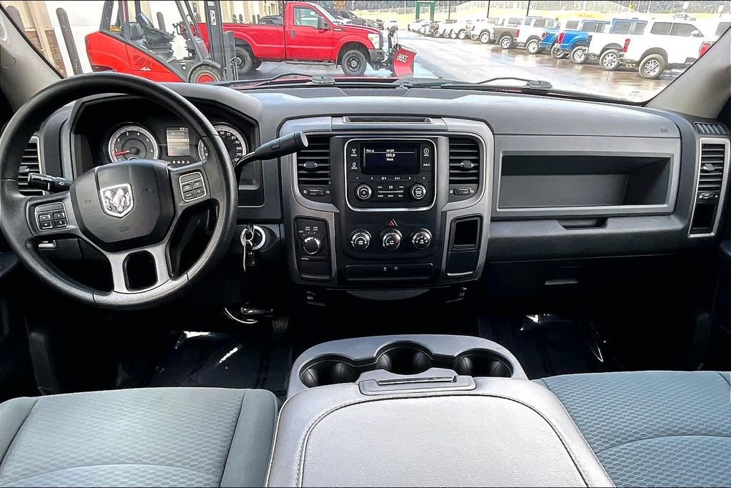 Used 2014 RAM 1500 Express image 16