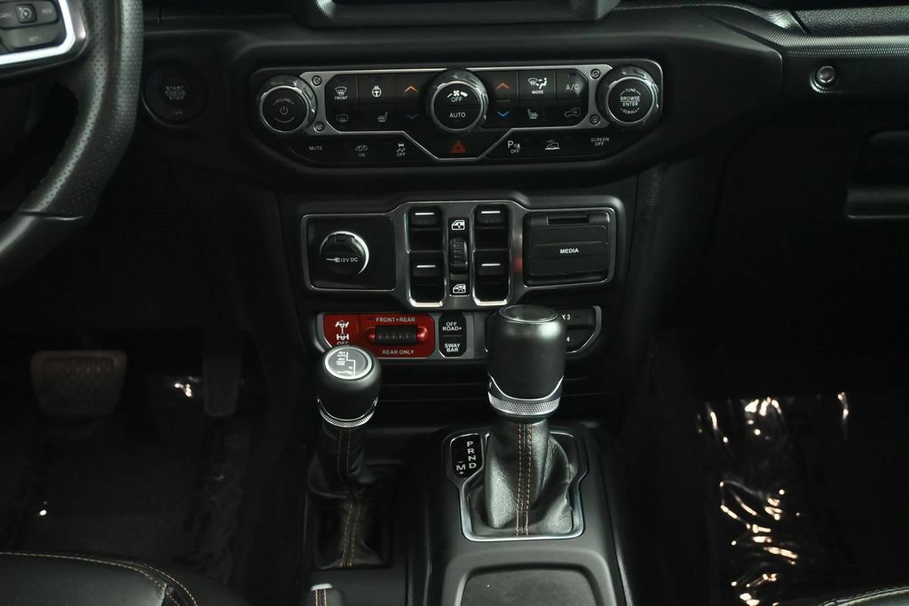 Used 2023 Jeep Wrangler Unlimited Rubicon 392 w/ Trailer Tow Package AWD/4WD image 37