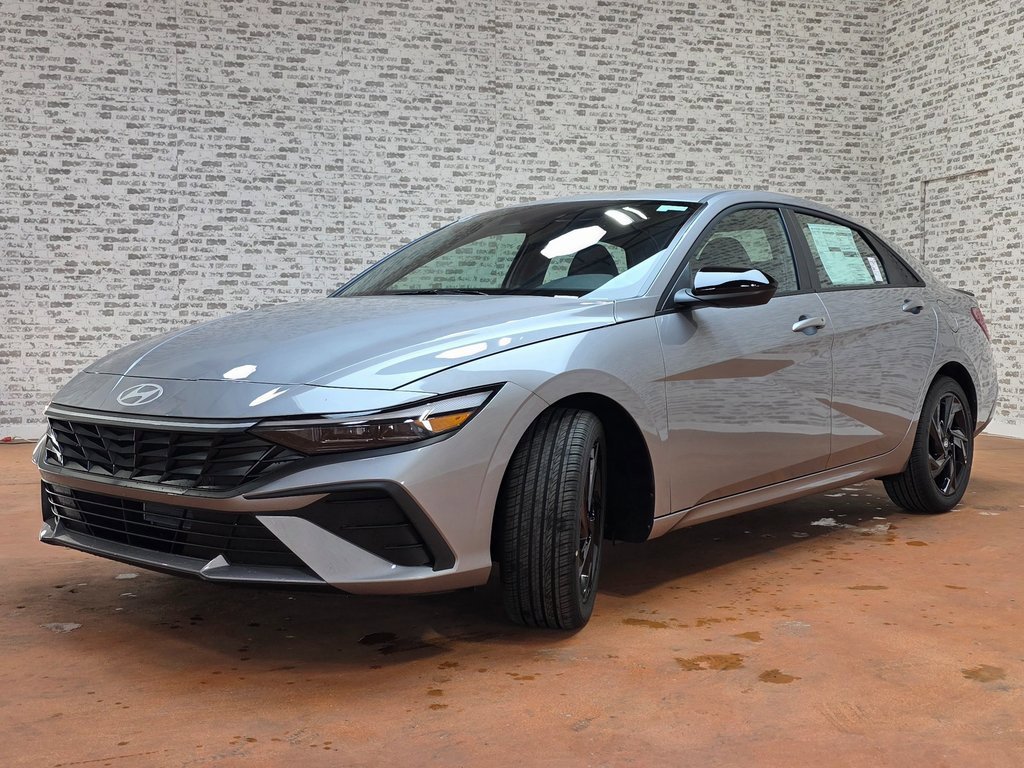 New 2026 Hyundai Elantra Sport w/ Cargo Package image 7