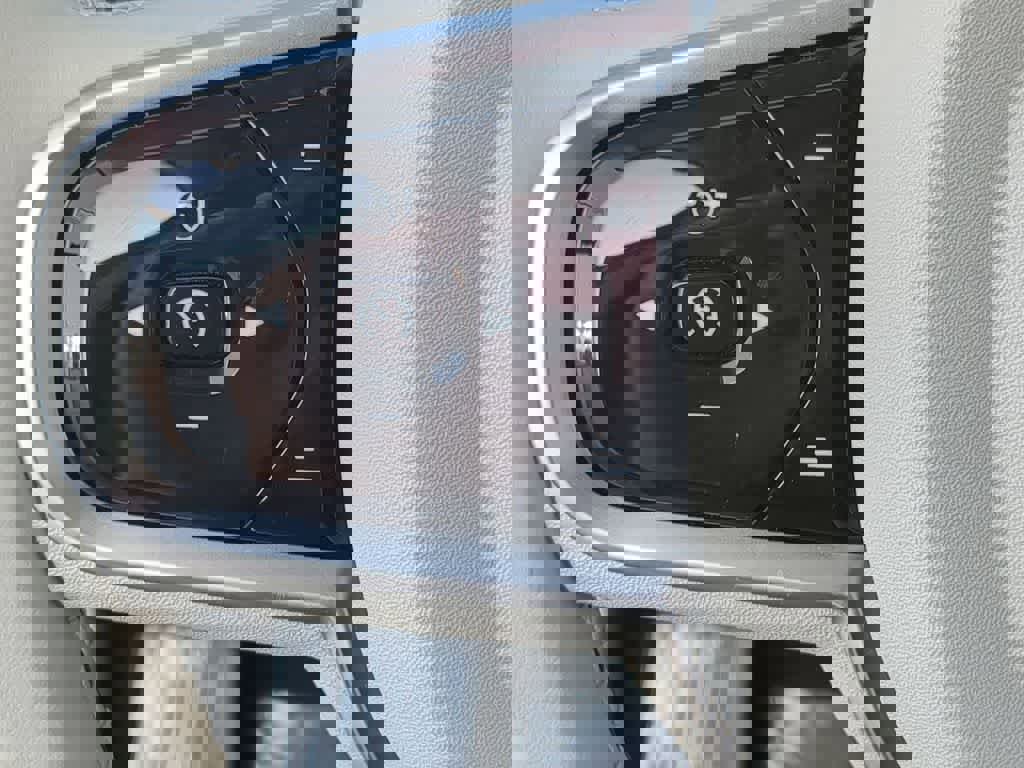 Used 2026 Volvo XC60 B5 Ultra w/ Protection Package Premier image 22