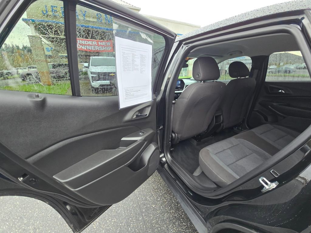 Certified 2024 Chevrolet Trax LS w/ LS Convenience Package image 10