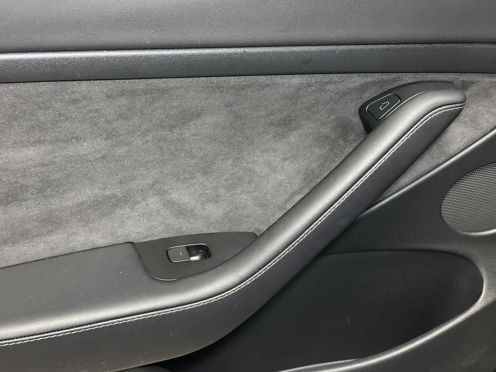 Used 2023 Tesla Model 3 Performance image 30