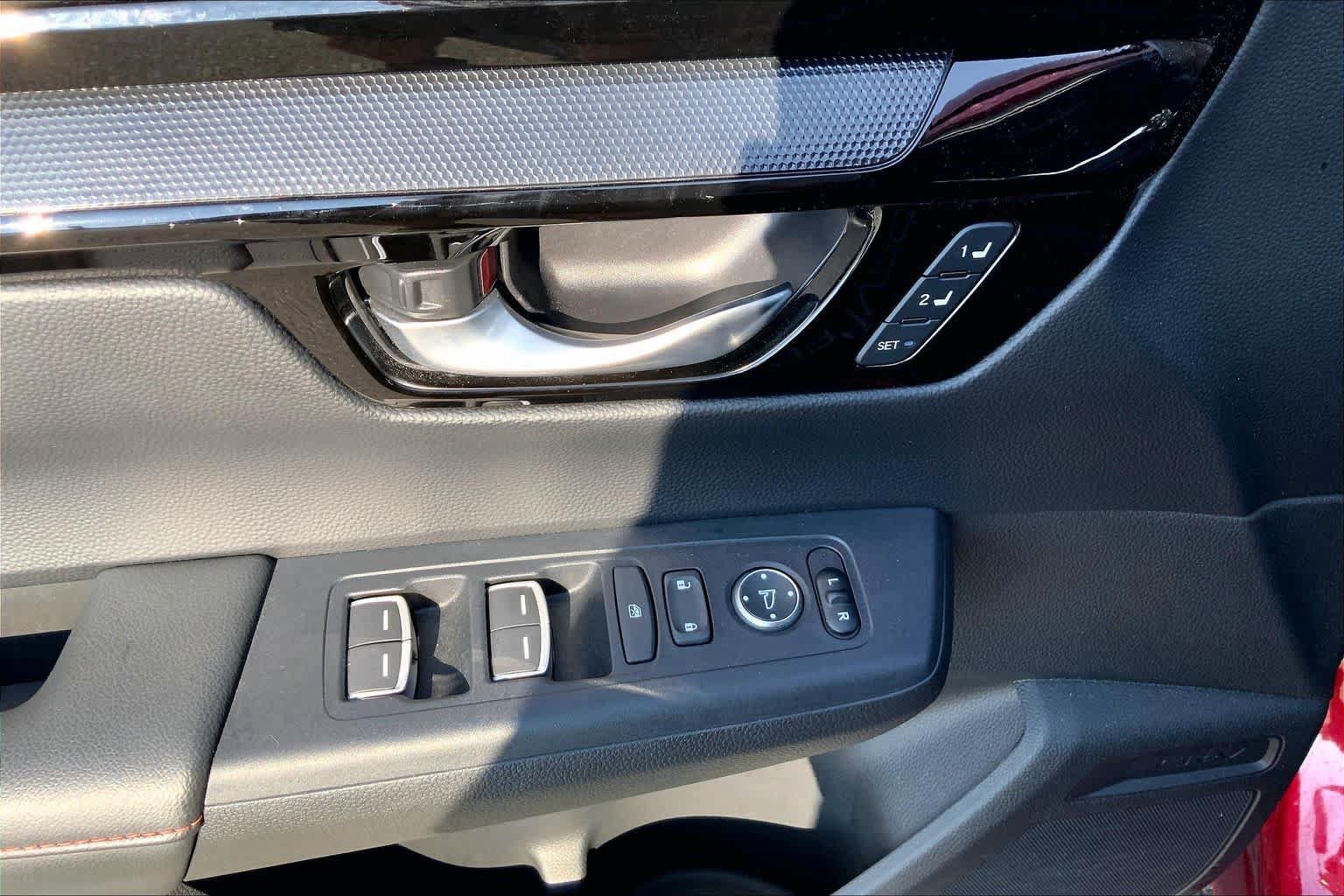 Used 2024 Honda CR-V Sport Touring image 36