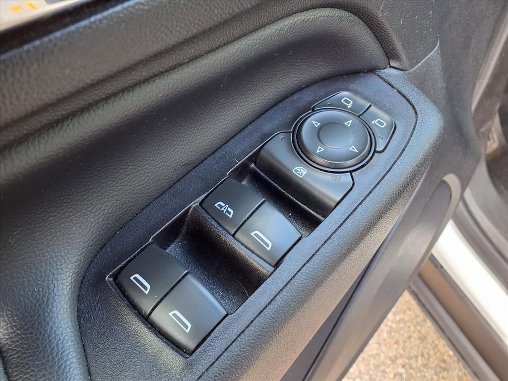 Used 2020 Chevrolet Equinox LT image 15