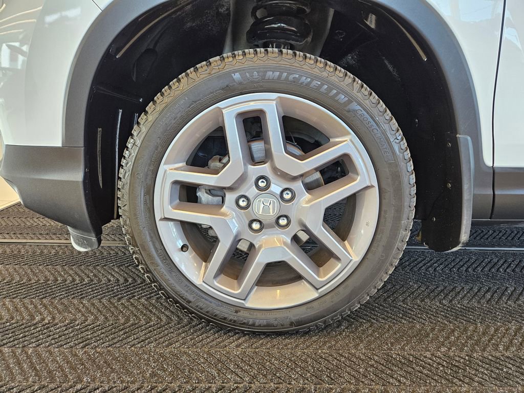 Used 2022 Honda Passport EX-L image 12