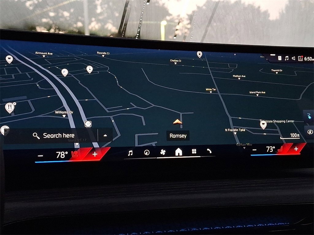 Used 2025 BMW i4 xDrive40i w/ Premium Package image 11