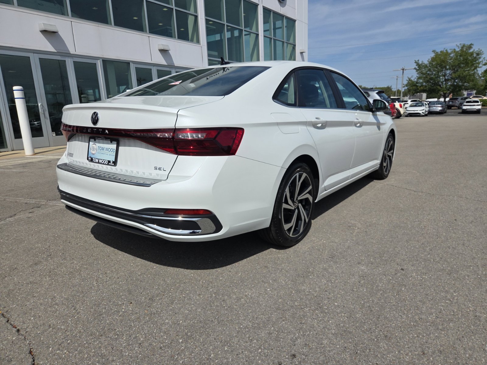 New 2027 Volkswagen Jetta SEL FWD image 4