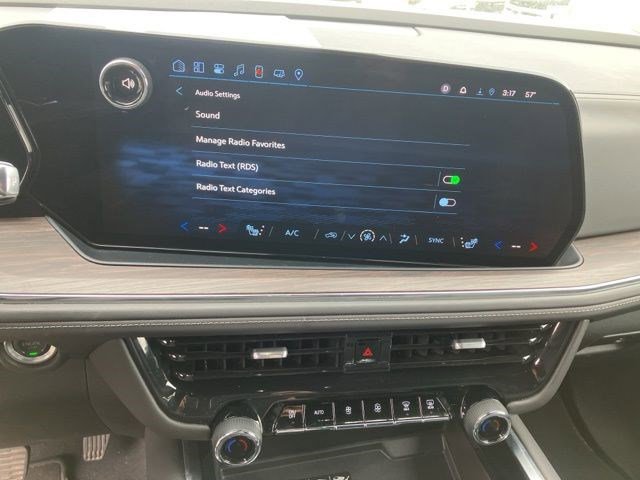 Used 2025 Chevrolet Tahoe LT image 11