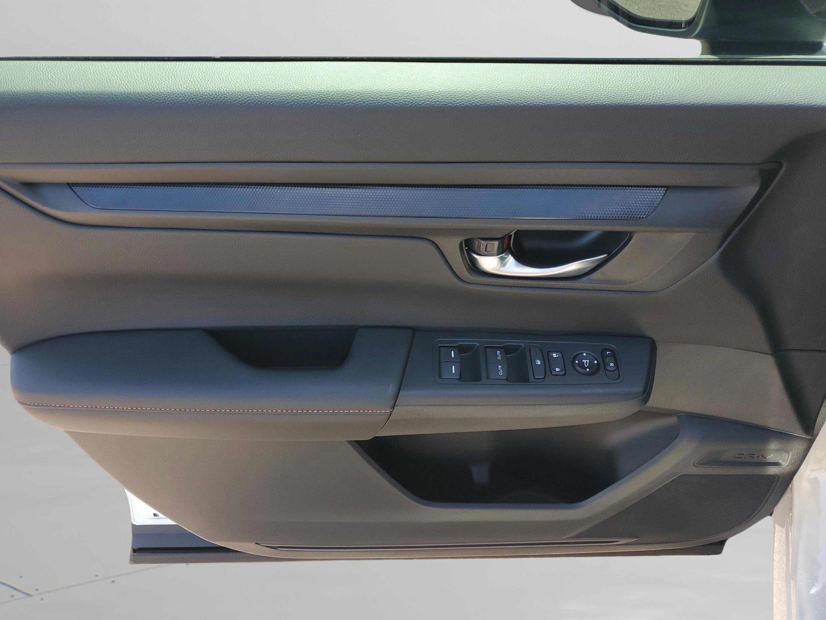 Certified 2025 Honda CR-V Sport image 27