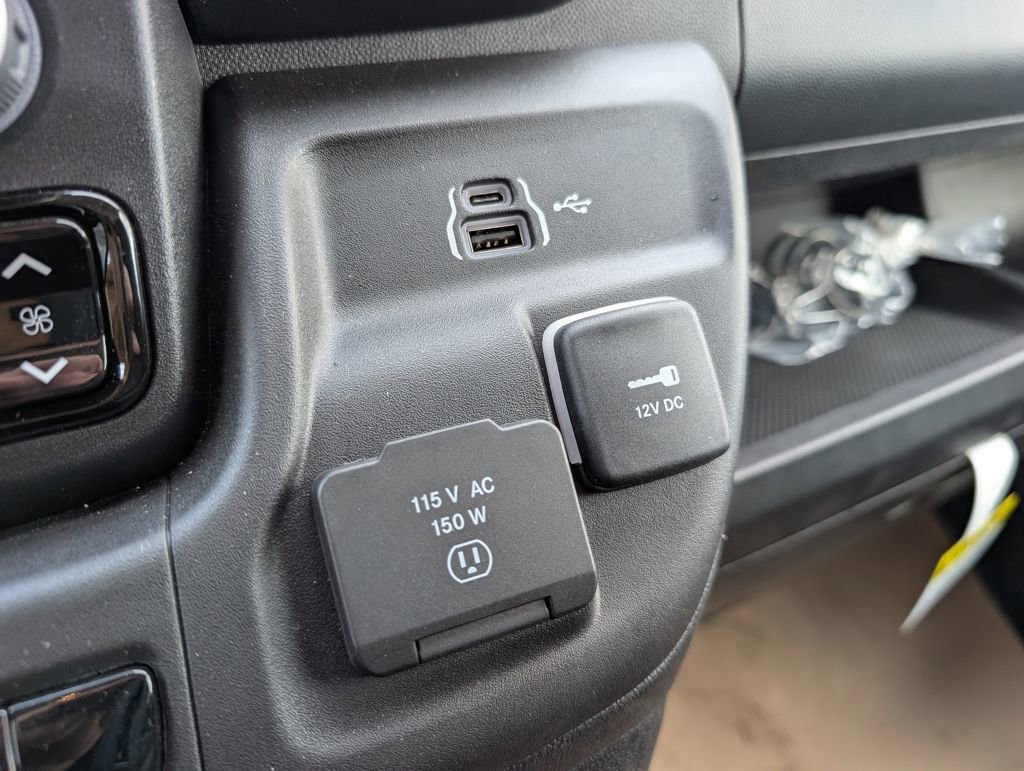 New 2026 RAM ProMaster 1500 w/ Quick Order Package 22G SLT image 29