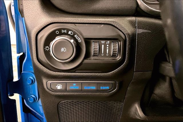 Used 2021 Jeep Wrangler Unlimited Sahara w/ Cold Weather Group image 34