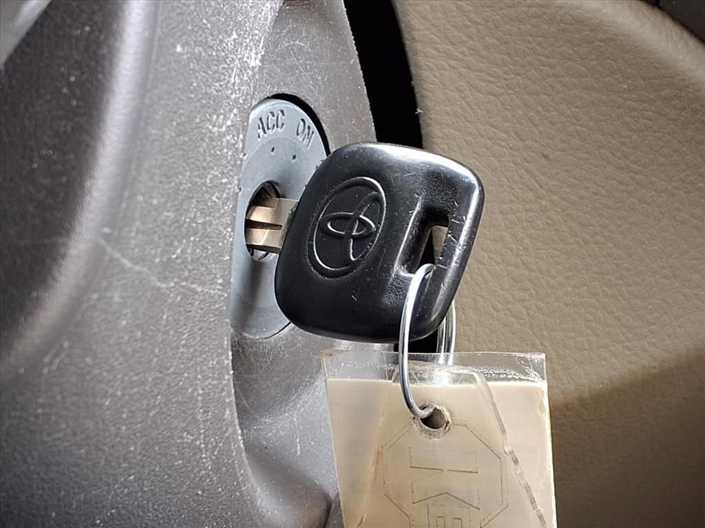 Used 2009 Toyota Yaris Sedan image 29