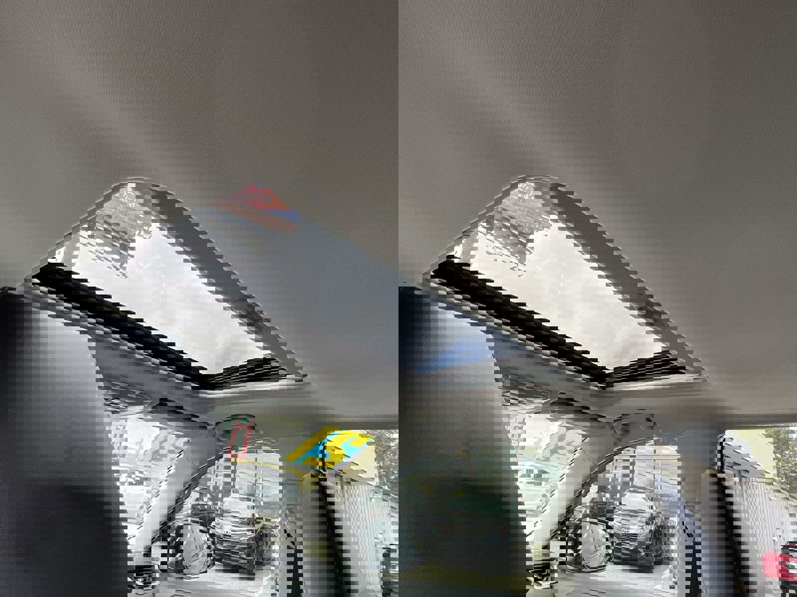 Used 2021 Toyota RAV4 XLE Premium image 25