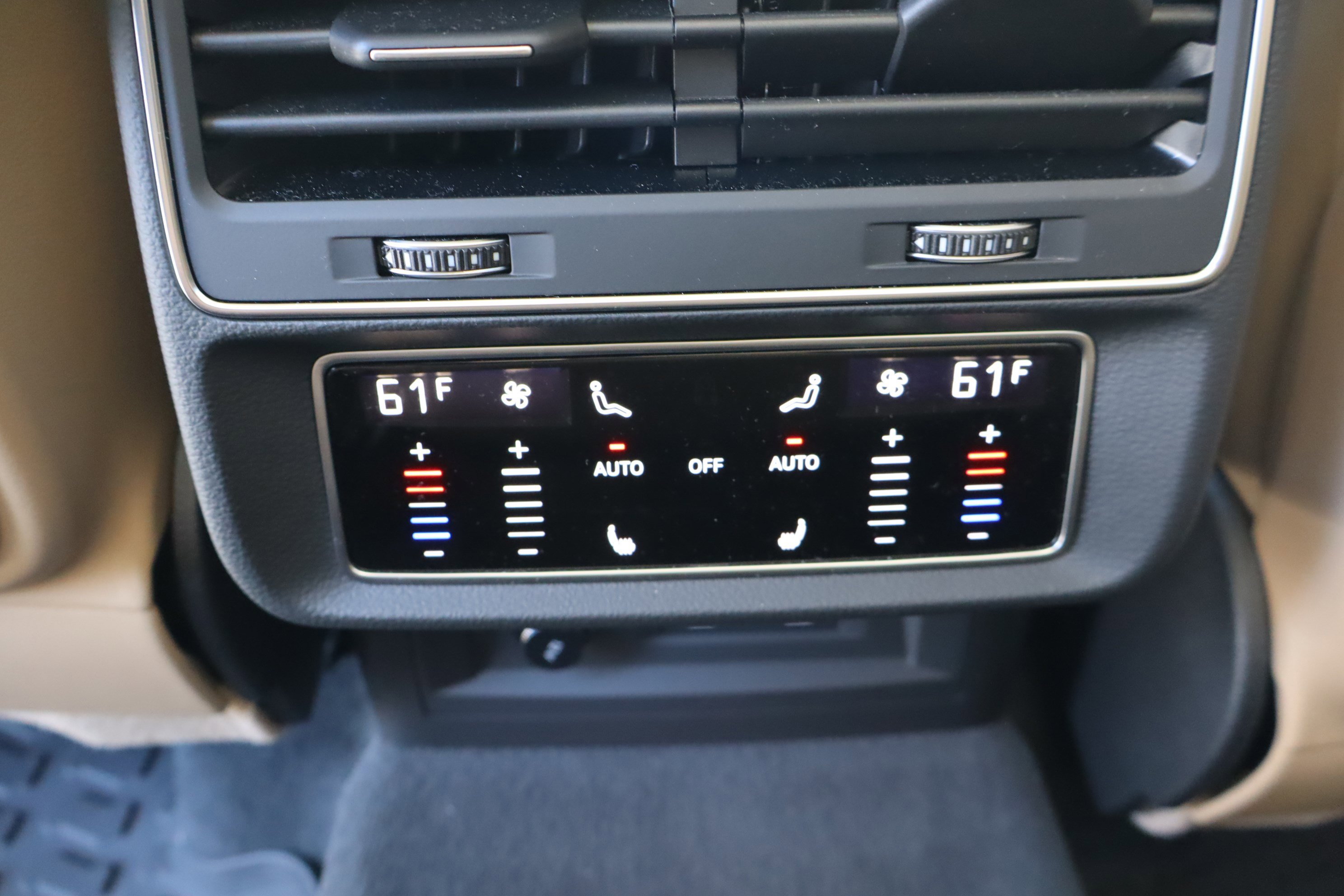 Used 2025 Audi Q7 3.0T Prestige w/ Prestige Package image 33