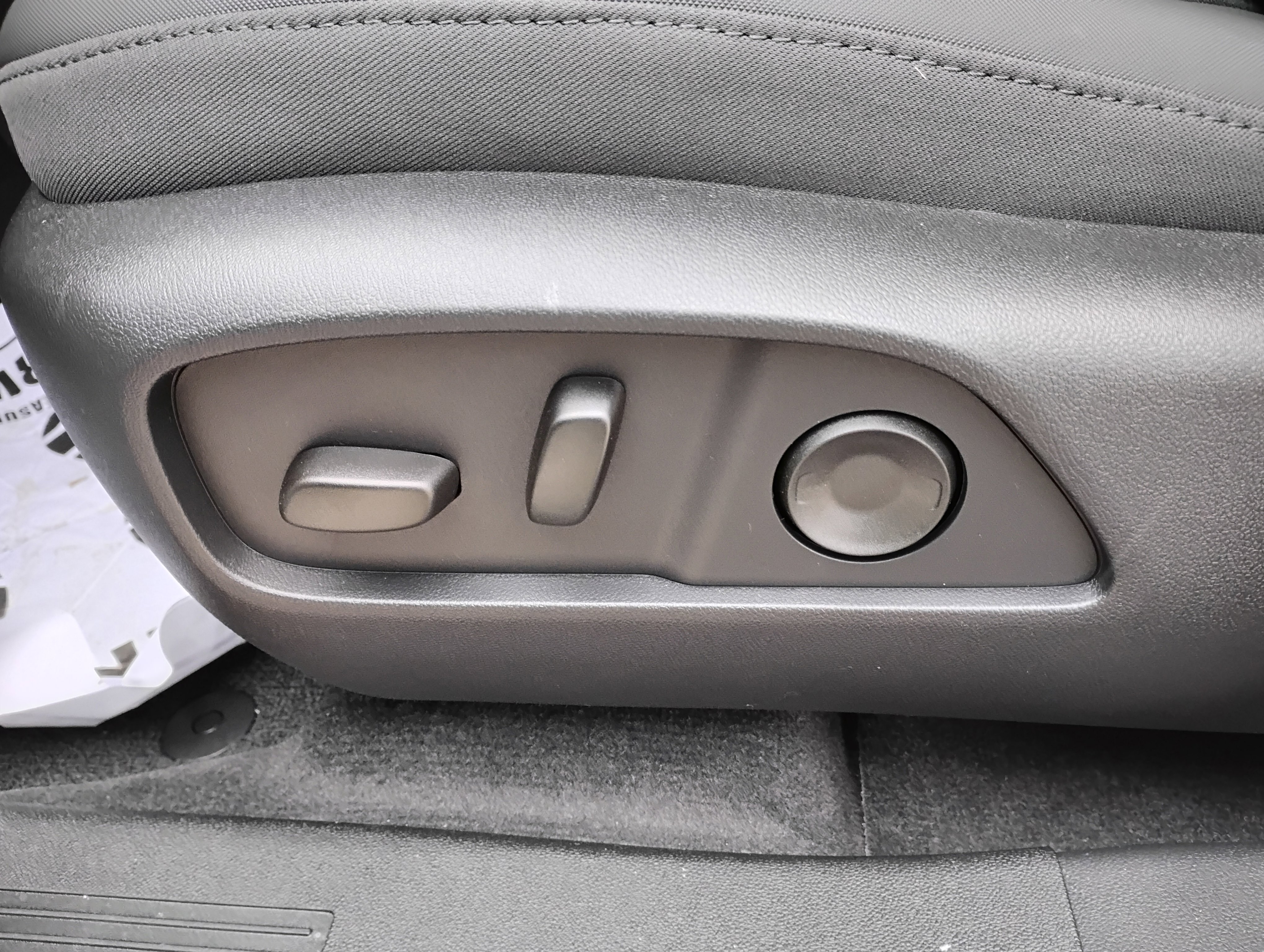 New 2026 GMC Terrain AT4 w/ LPO, Black Badging Package image 14