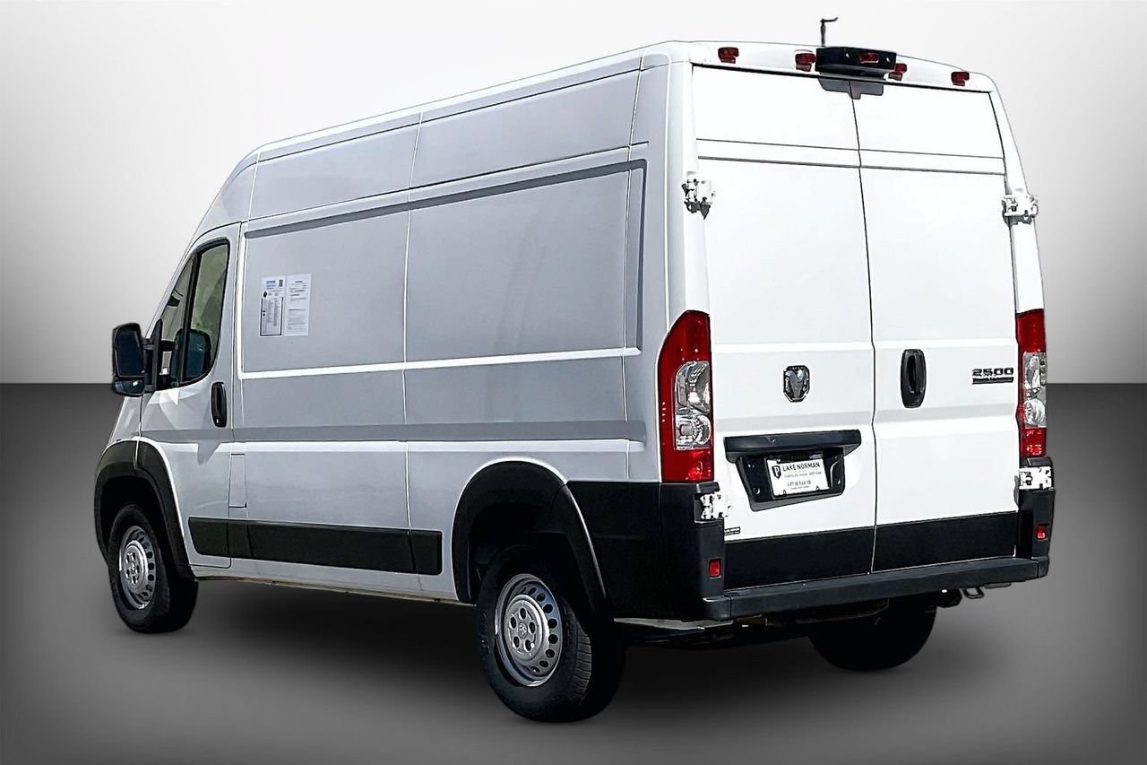 Used 2025 RAM ProMaster 2500 w/ Convenience Group FWD image 6