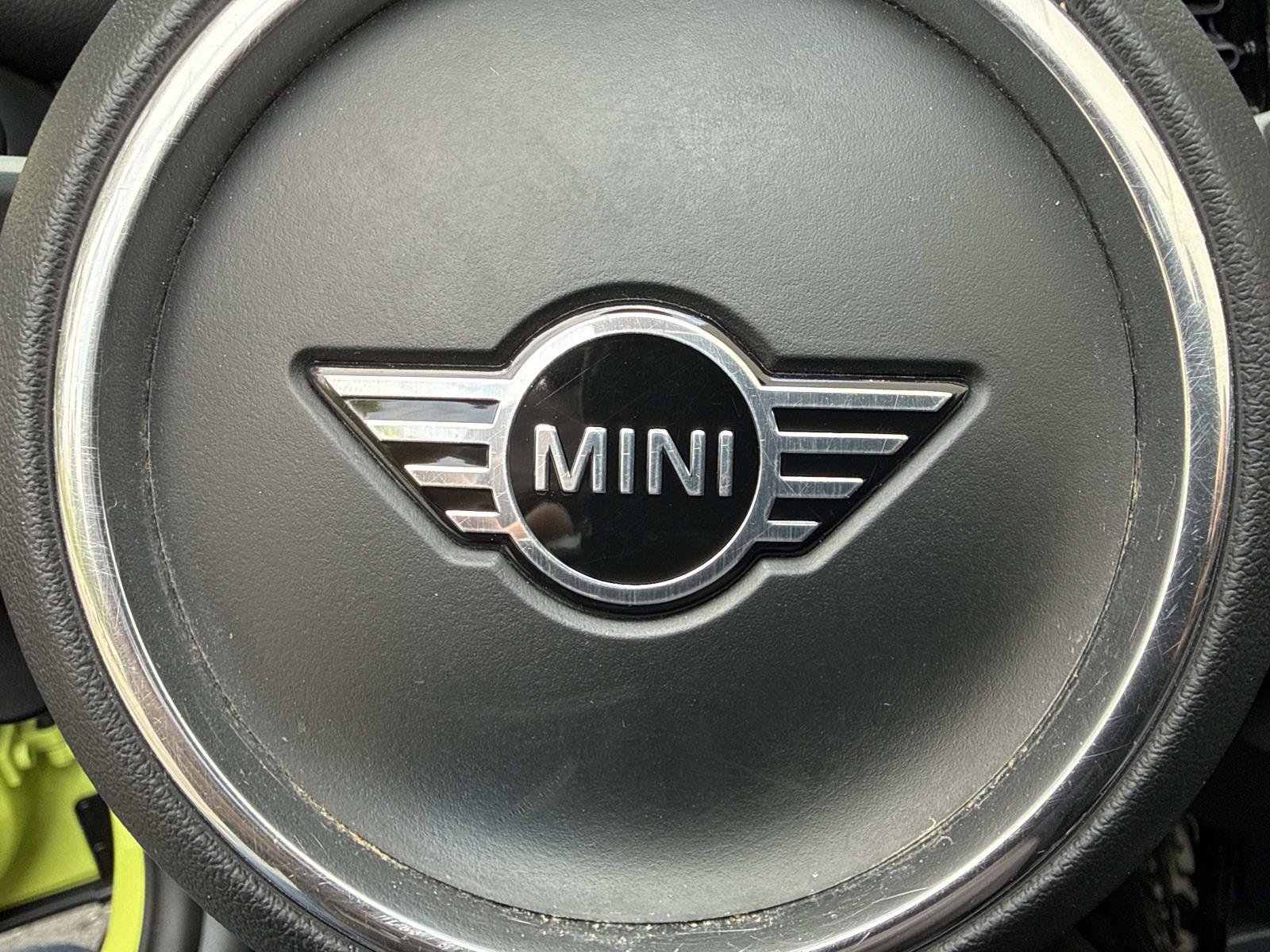 Certified 2024 MINI Cooper S FWD image 32