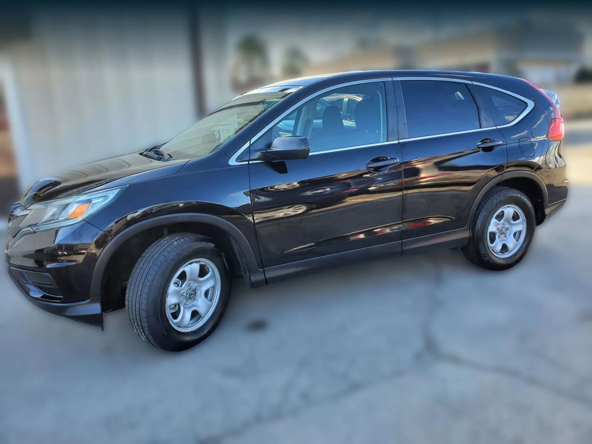 Used 2015 Honda CR-V LX image 5