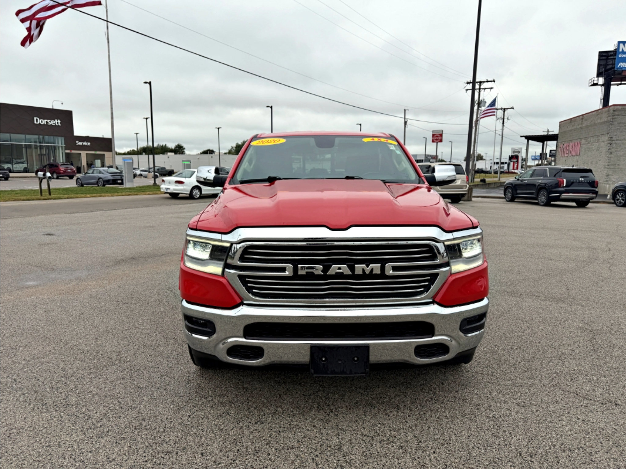 Used 2020 RAM 1500 Laramie AWD/4WD image 2