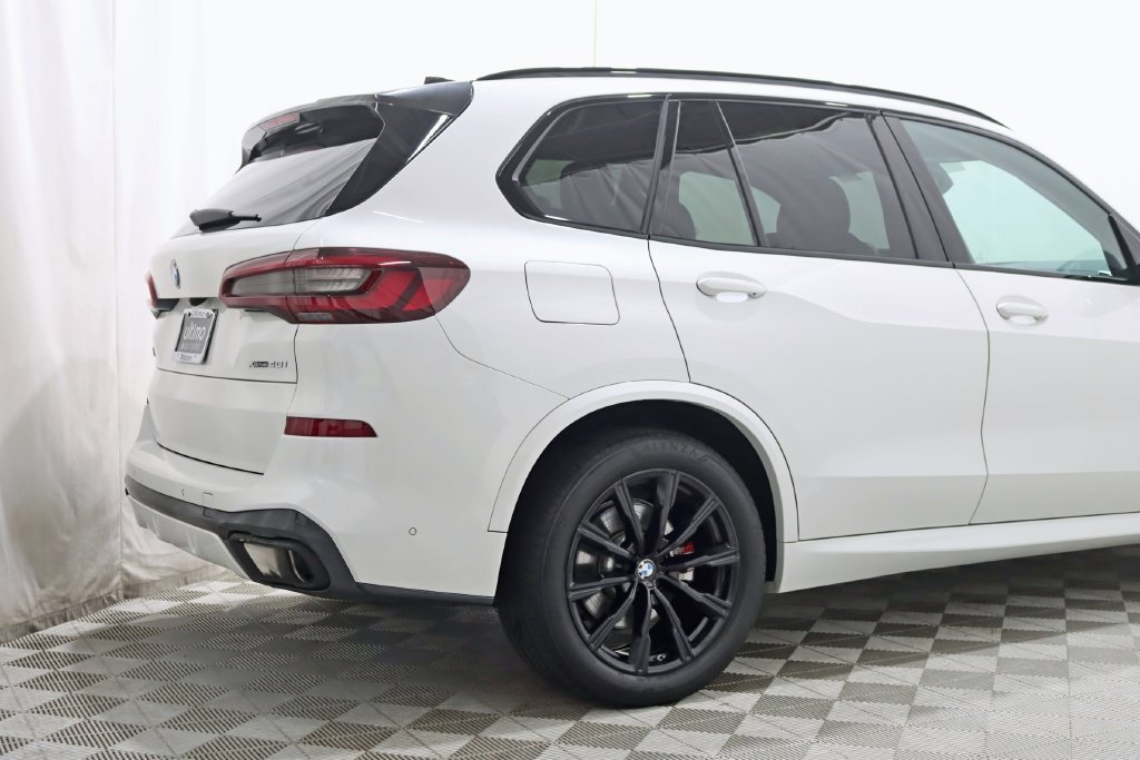 Used 2023 BMW X5 xDrive40i w/ M Sport Package AWD/4WD image 8
