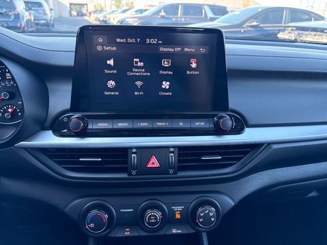 Certified 2023 Kia Forte LXS w/ LXS Technology Package FWD image 15