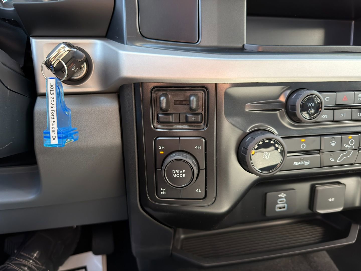 New 2026 Ford F350 XLT image 29