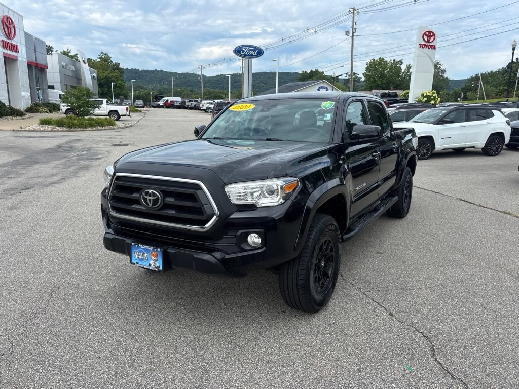 Used 2020 Toyota Tacoma SR5 AWD/4WD image 3