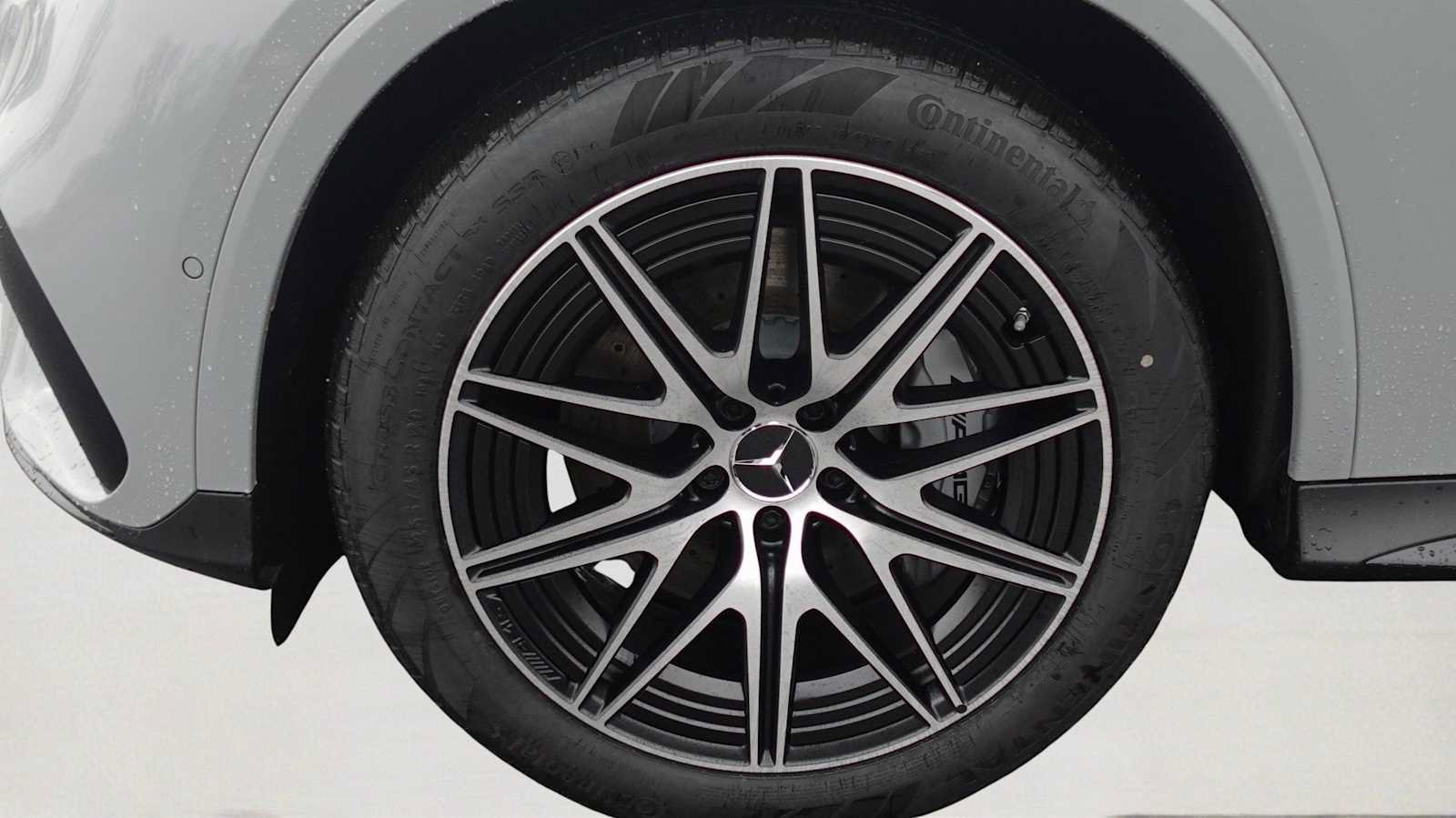 New 2026 Mercedes-Benz GLC 43 AMG 4MATIC image 9