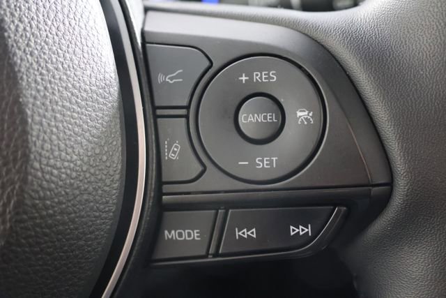 Used 2025 Toyota RAV4 XLE w/ Convenience Package image 12