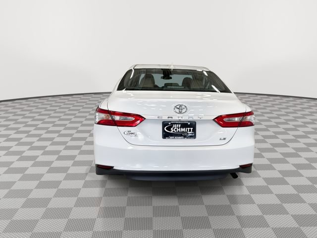 Used 2019 Toyota Camry LE image 9