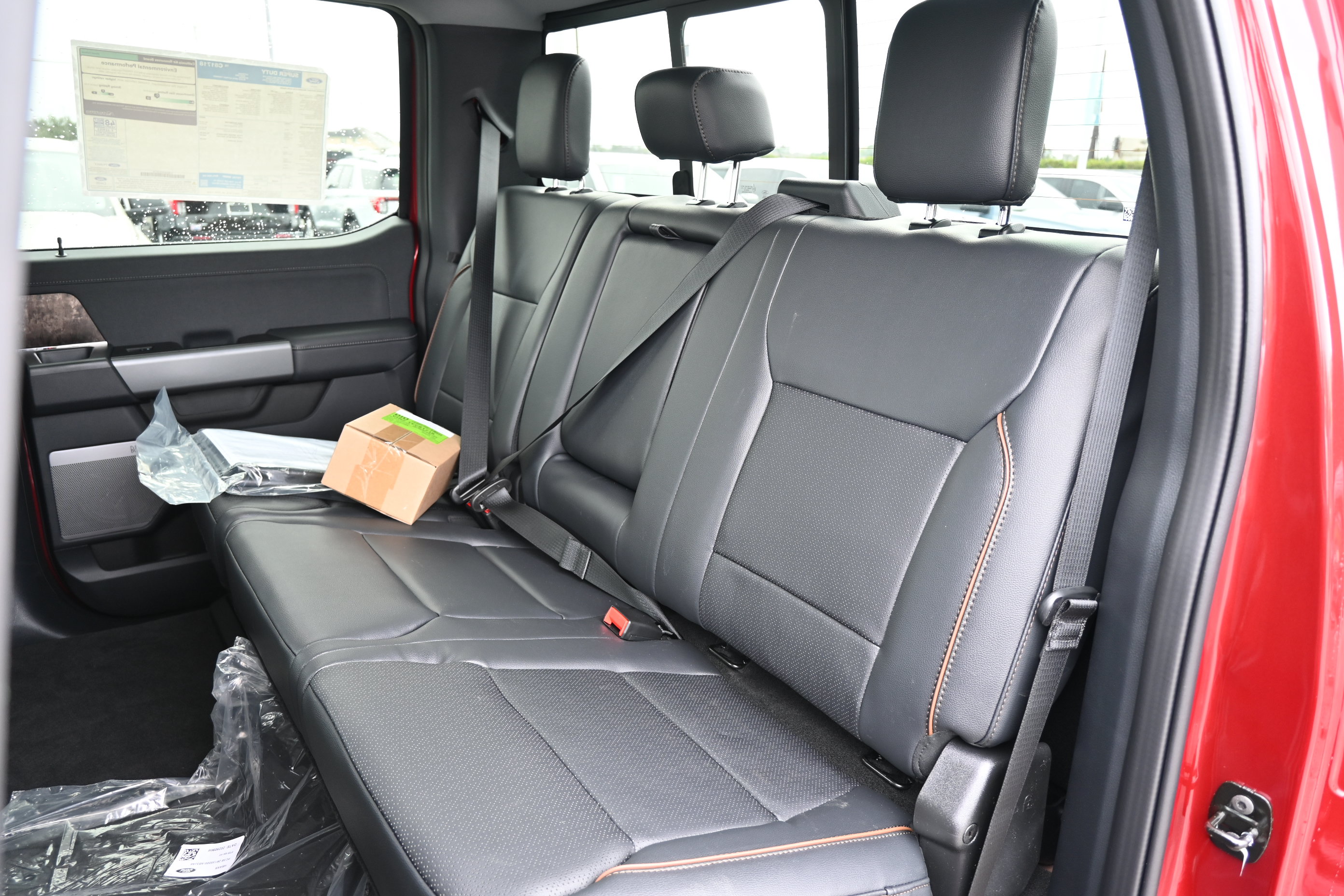 New 2026 Ford F250 Lariat w/ Black Appearance Package AWD/4WD image 36
