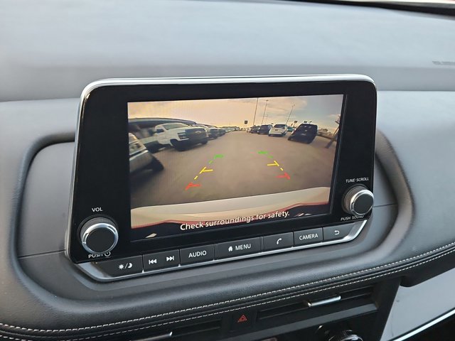 Used 2024 Nissan Rogue SV image 13