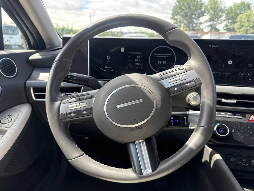 Used 2025 Hyundai Sonata SEL FWD image 20