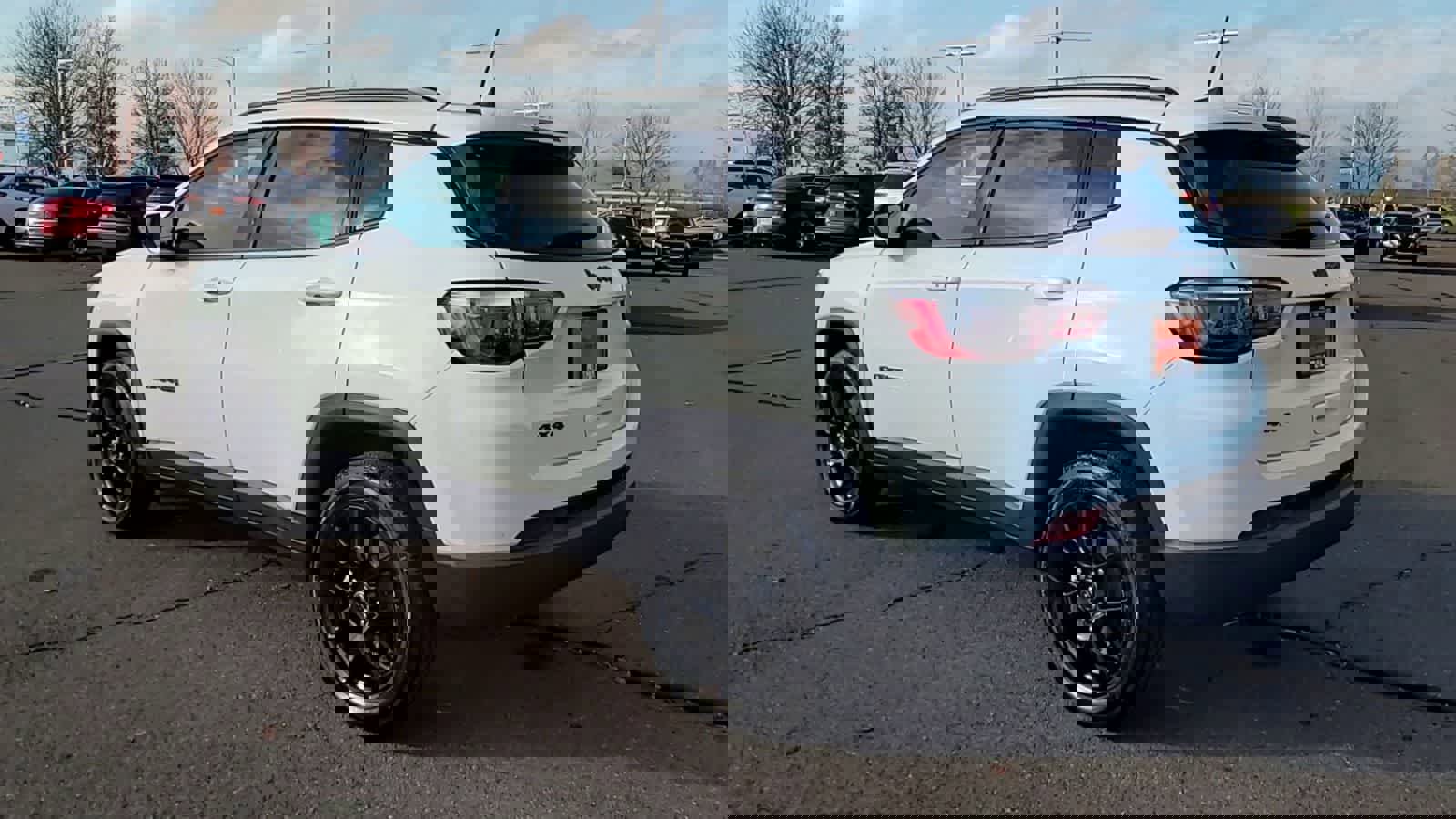 New 2026 Jeep Compass Latitude image 6