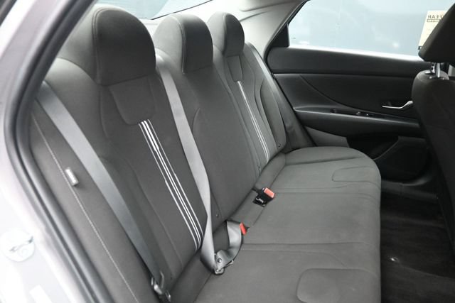 Used 2024 Hyundai Elantra SEL FWD image 43