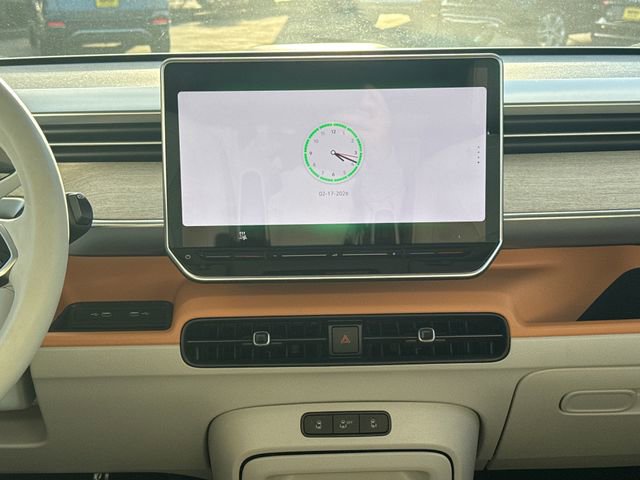 Used 2025 Volkswagen ID. Buzz 1st Edition image 28