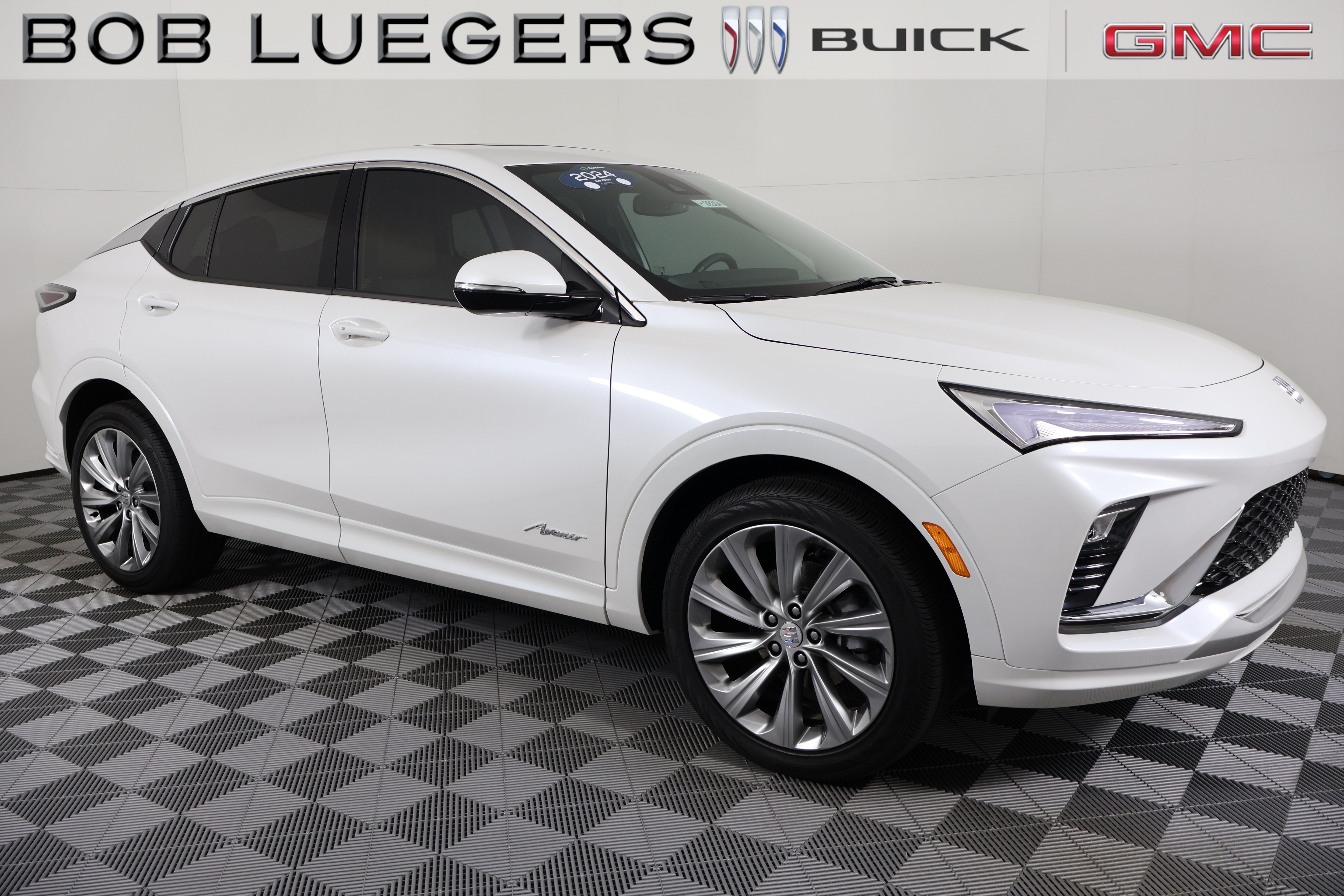 Certified 2024 Buick Envista Avenir FWD image 2