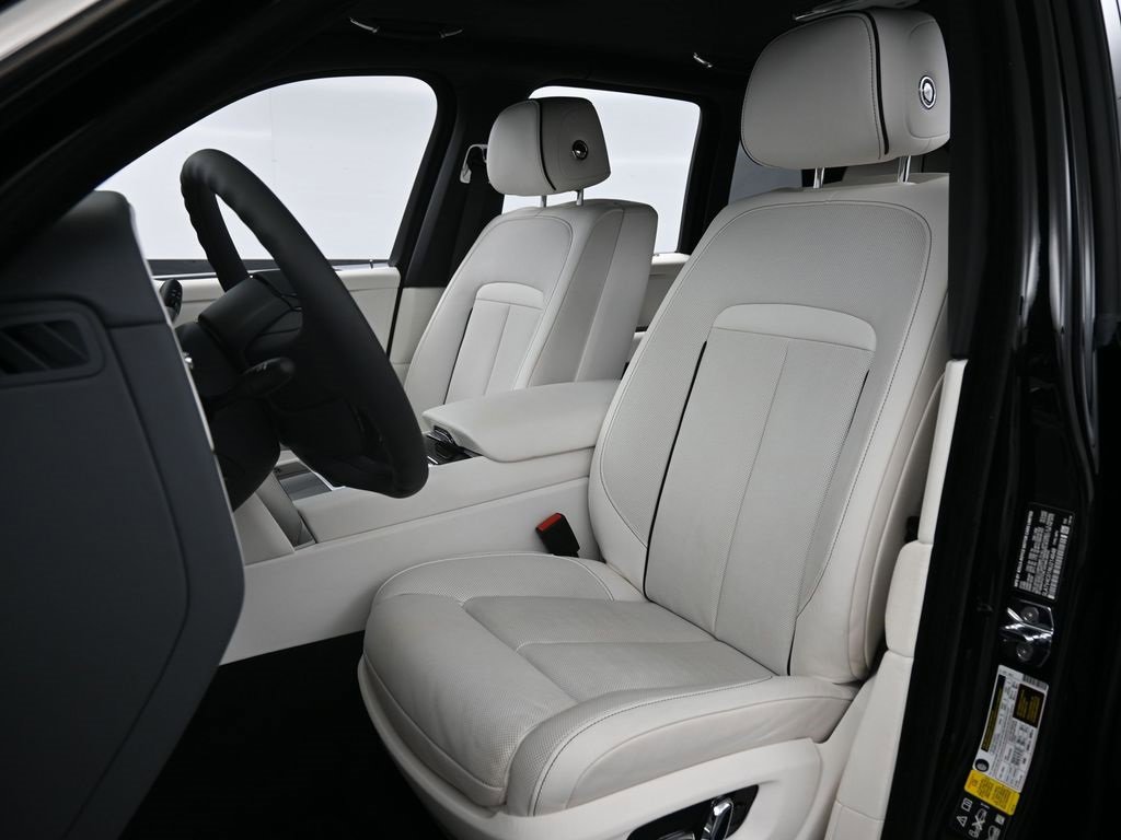 Used 2022 Rolls-Royce Cullinan image 5