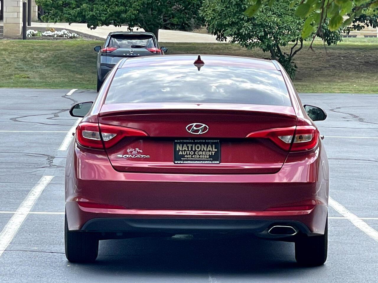 Used 2016 Hyundai Sonata SE FWD image 12